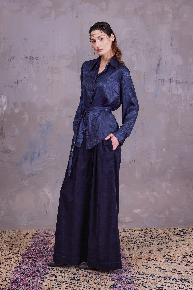 Godelieve hemd in shiny sapphire