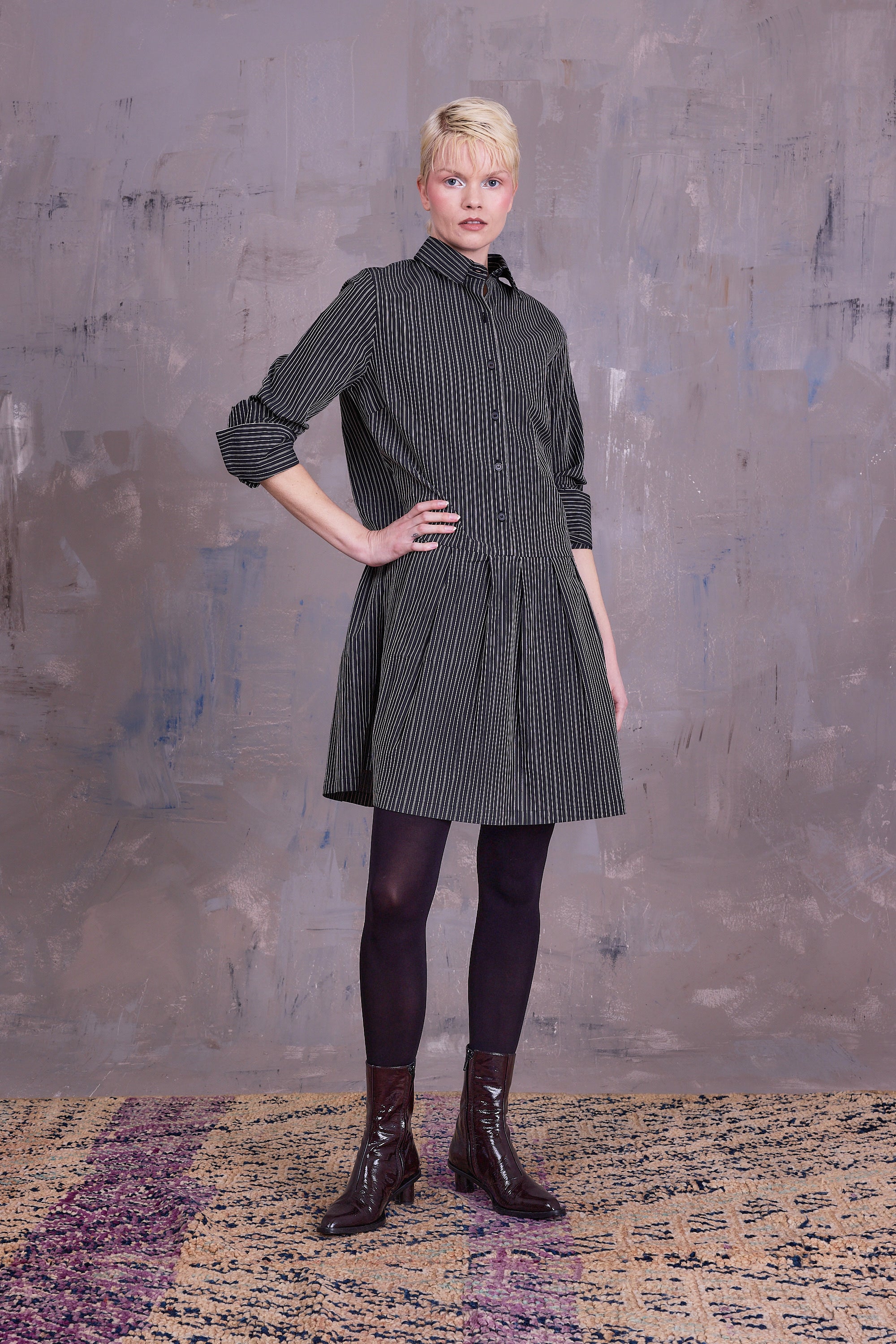 Gabe jurk in black and white stripes