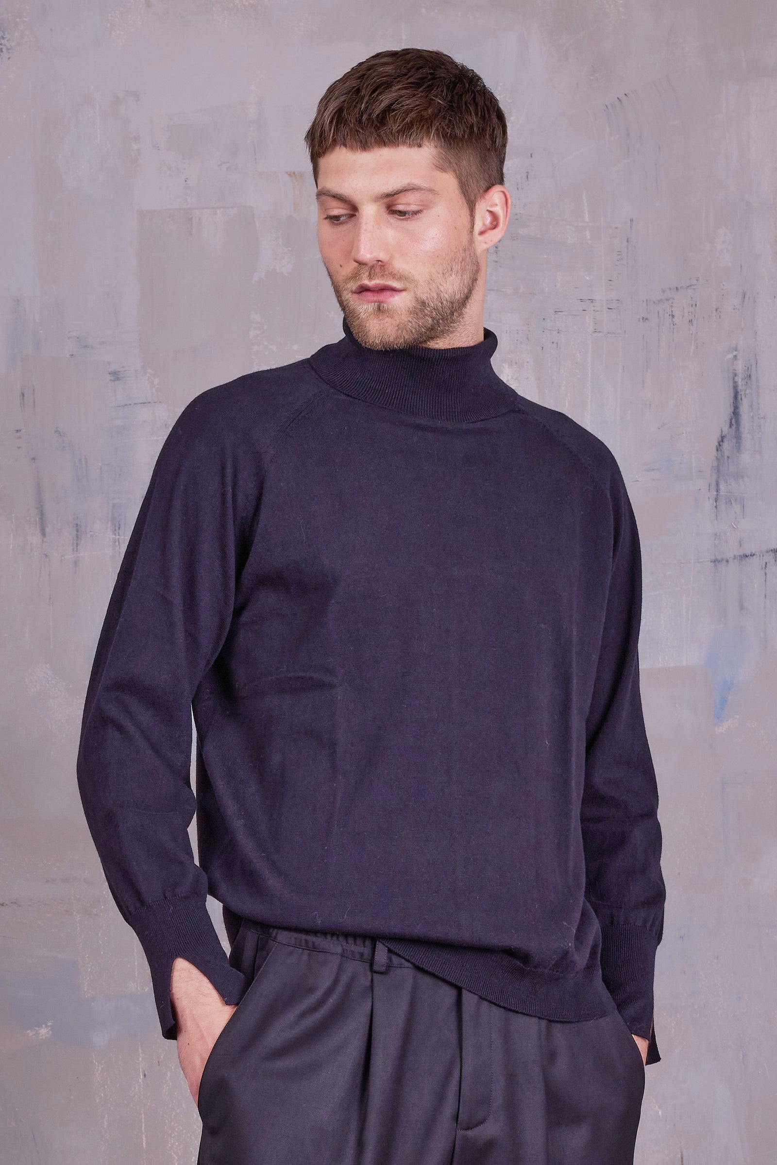 Gaetan black turtleneck sweater