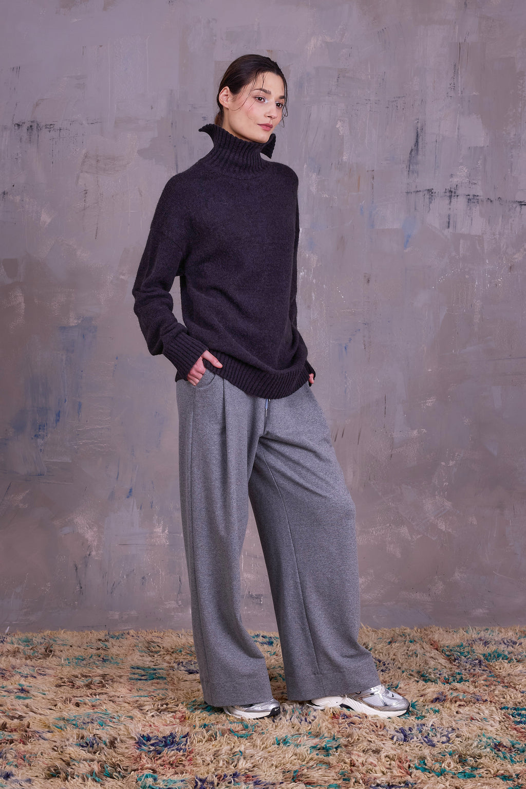 Genade zwarte rolkraagtrui