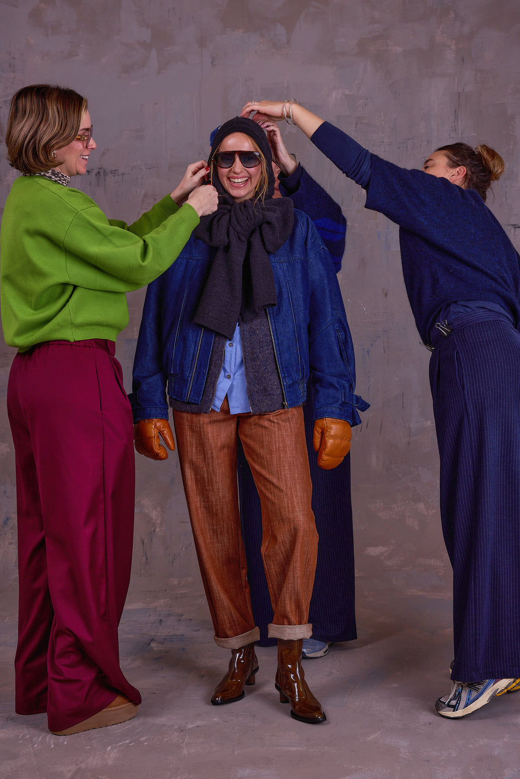 Gerlynn zwarte sjaal met kap