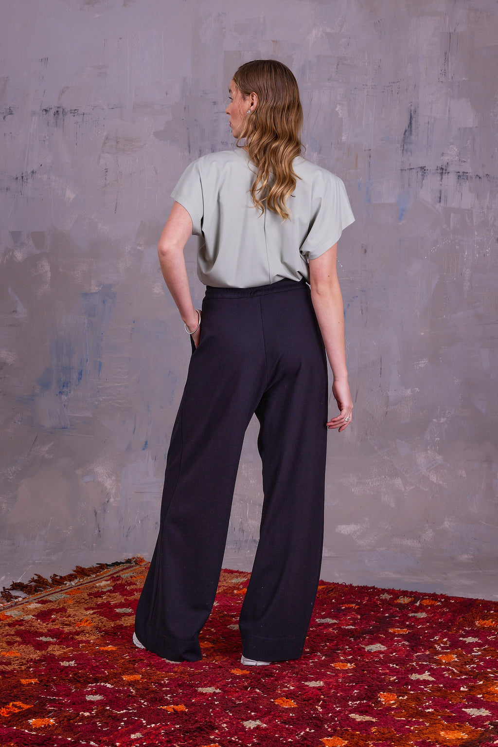 Geano trousers in black