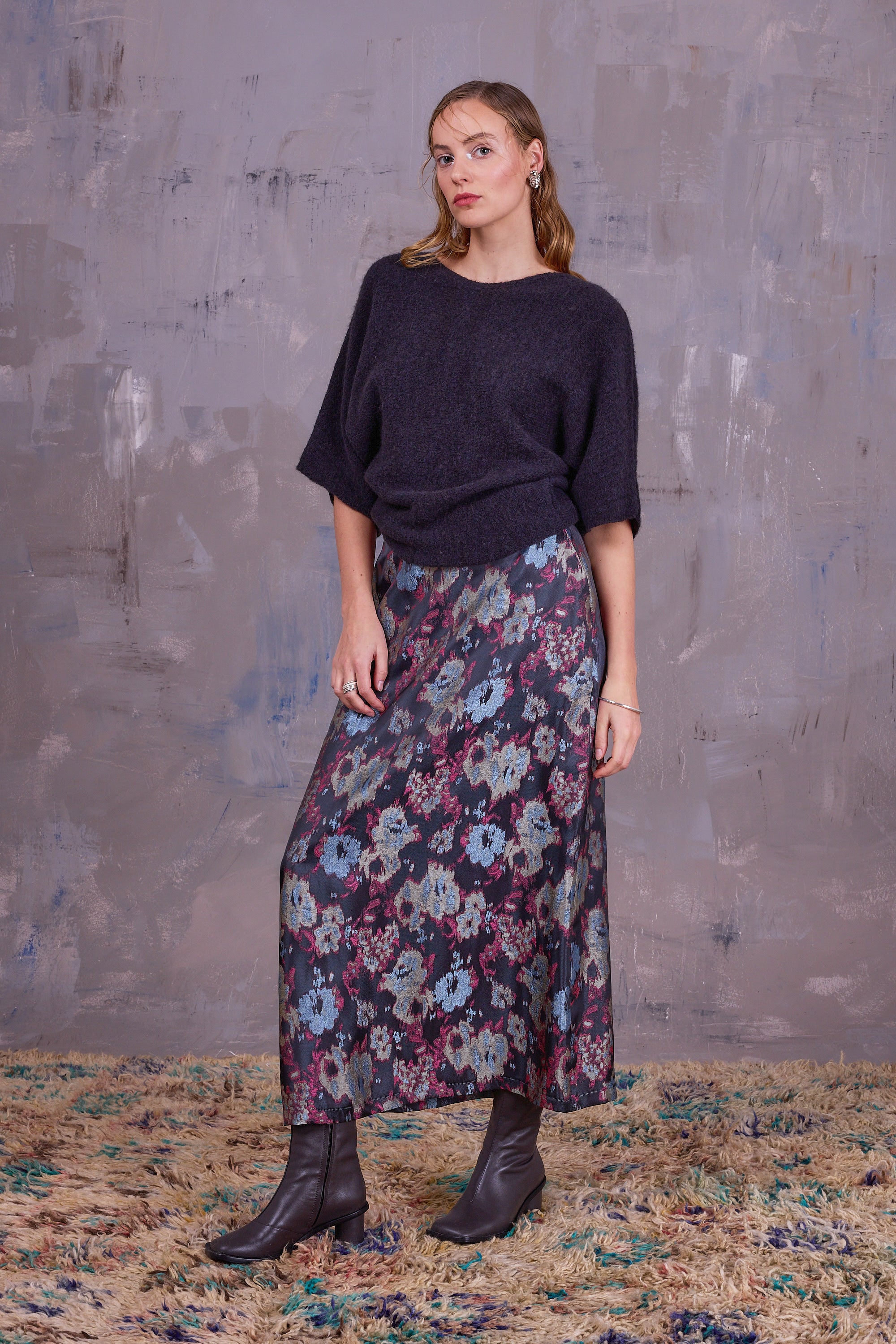 Emmanuel rok in pink blue jacquard