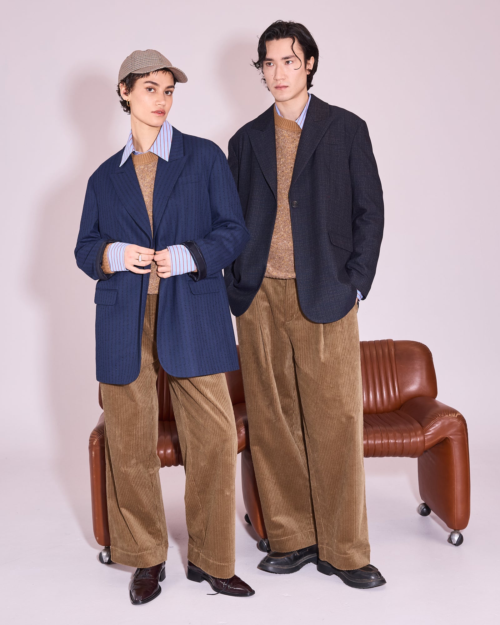 NVW26AC004-J2100-102-WB.jpg