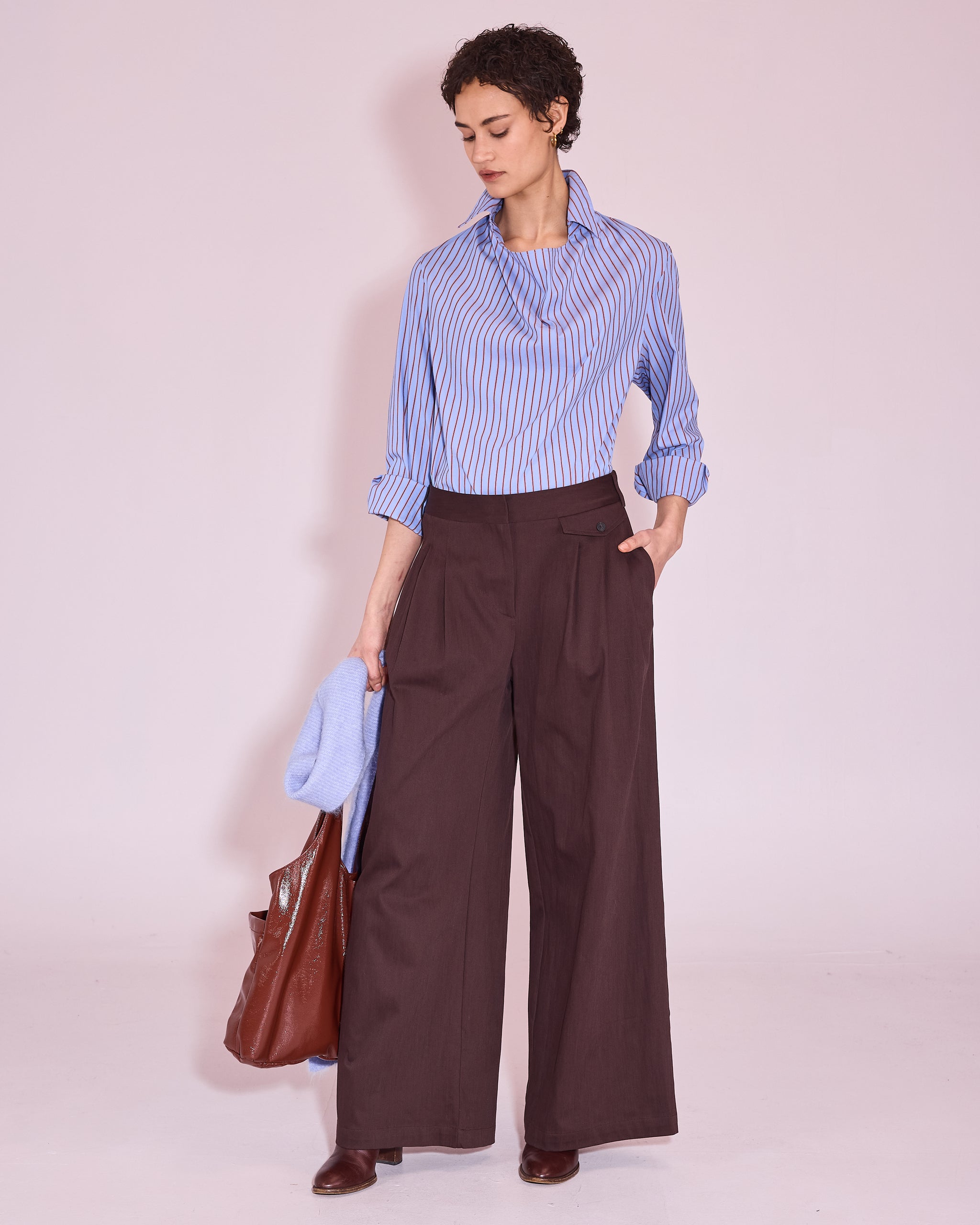 Julla blouse in cornflower blue / red