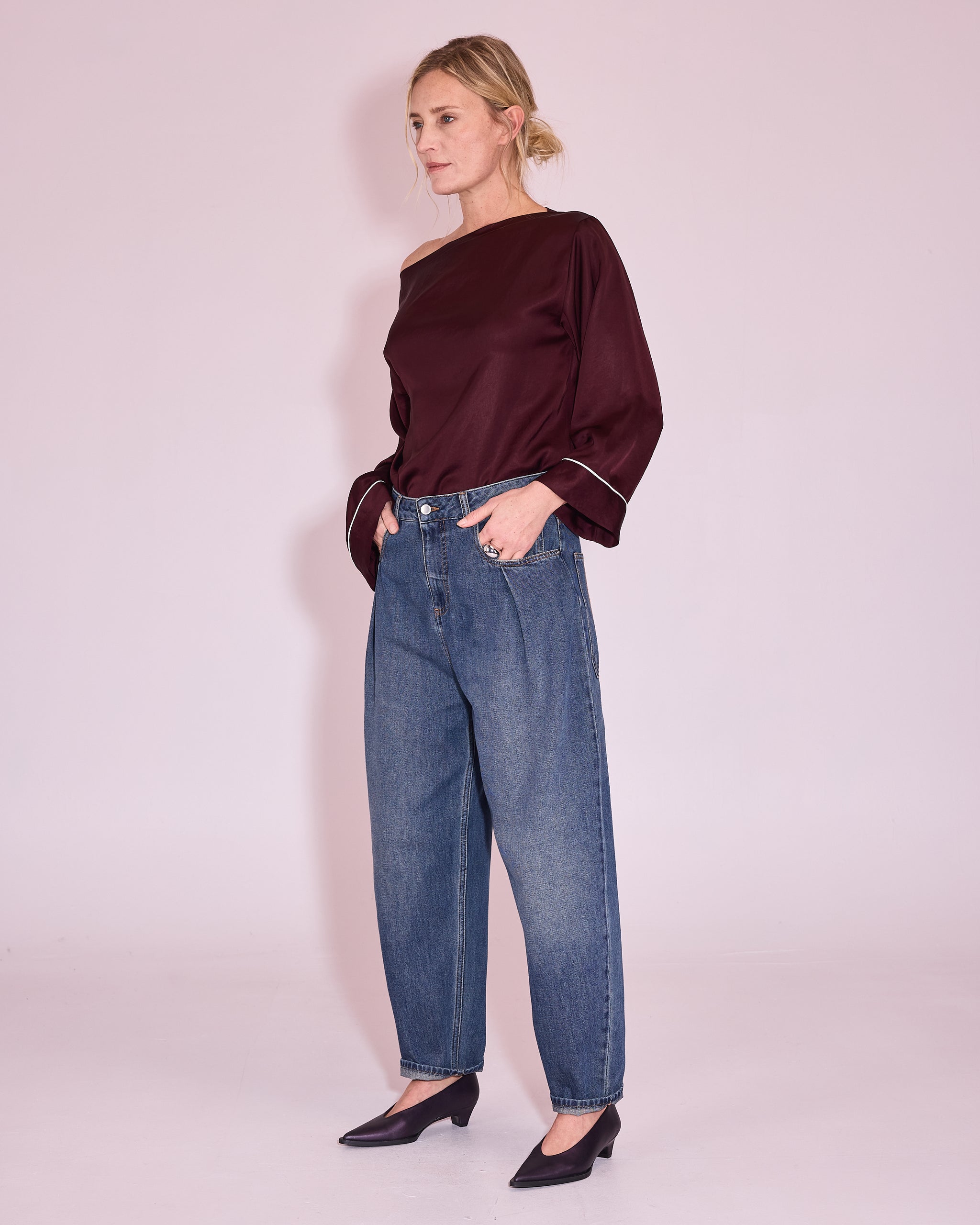 Jane blouse in burgundy