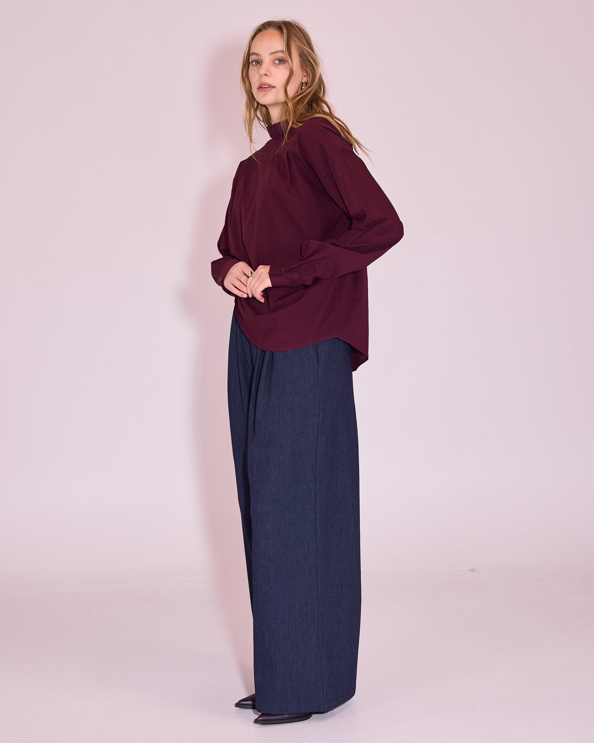 Joan shirt in plum