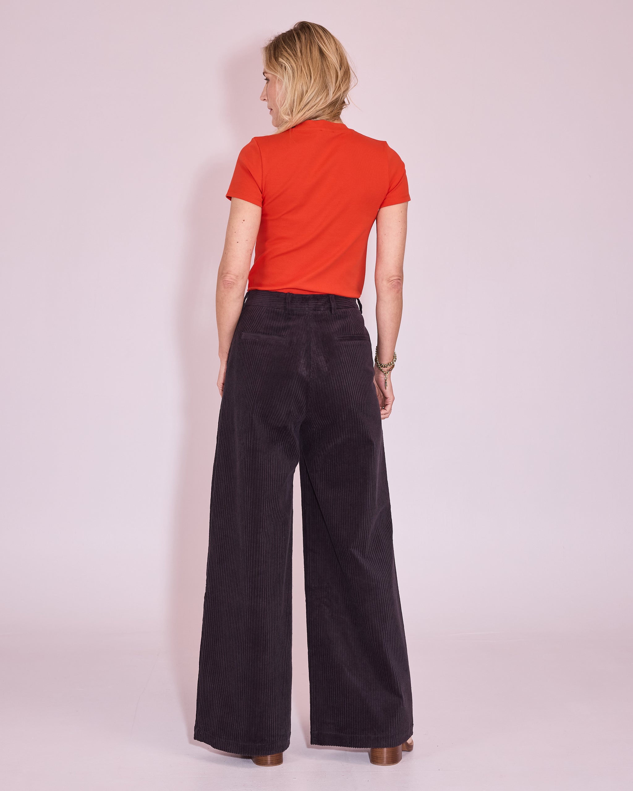 Joa T-shirt in mandarin red