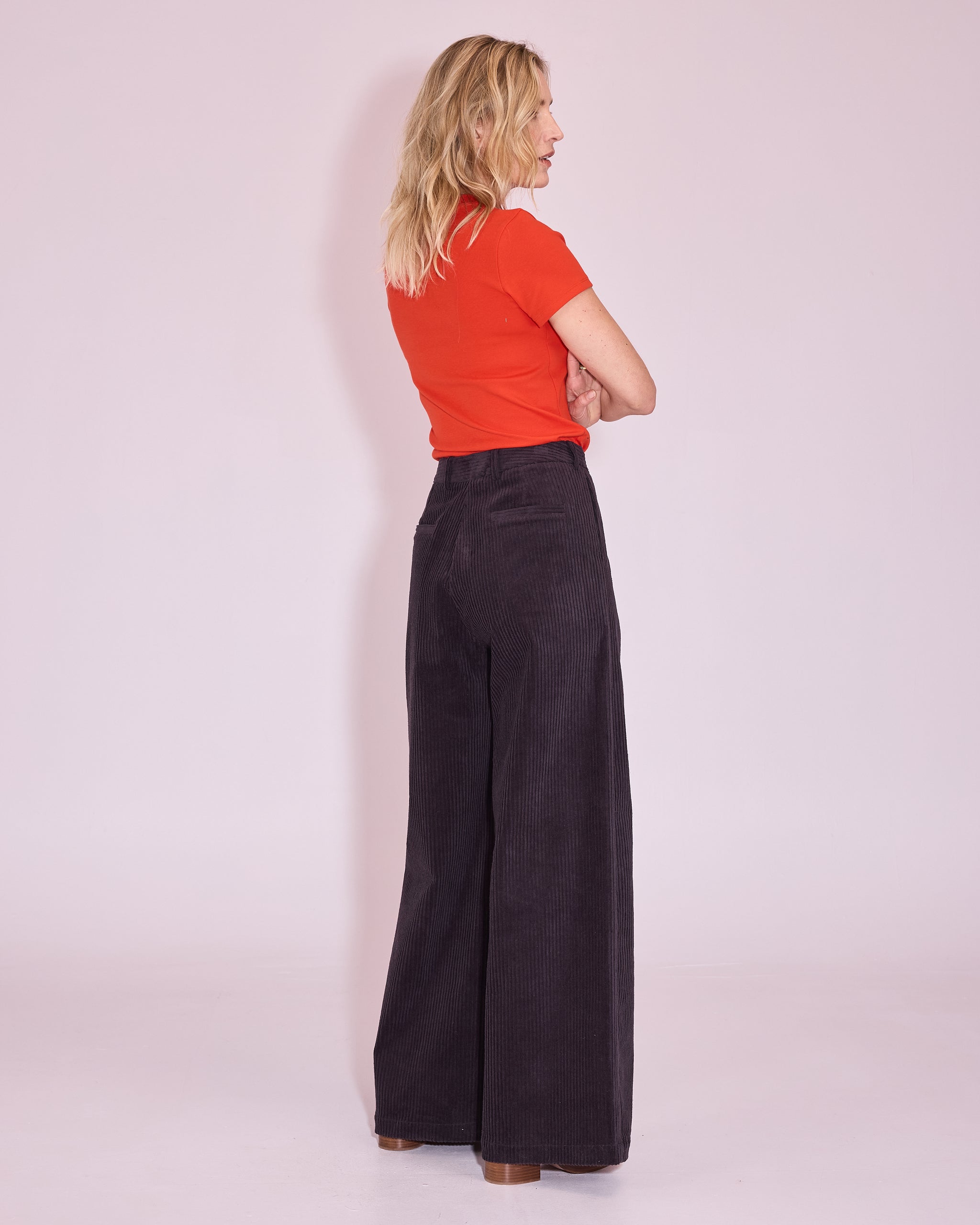 Joa T-shirt in mandarin red