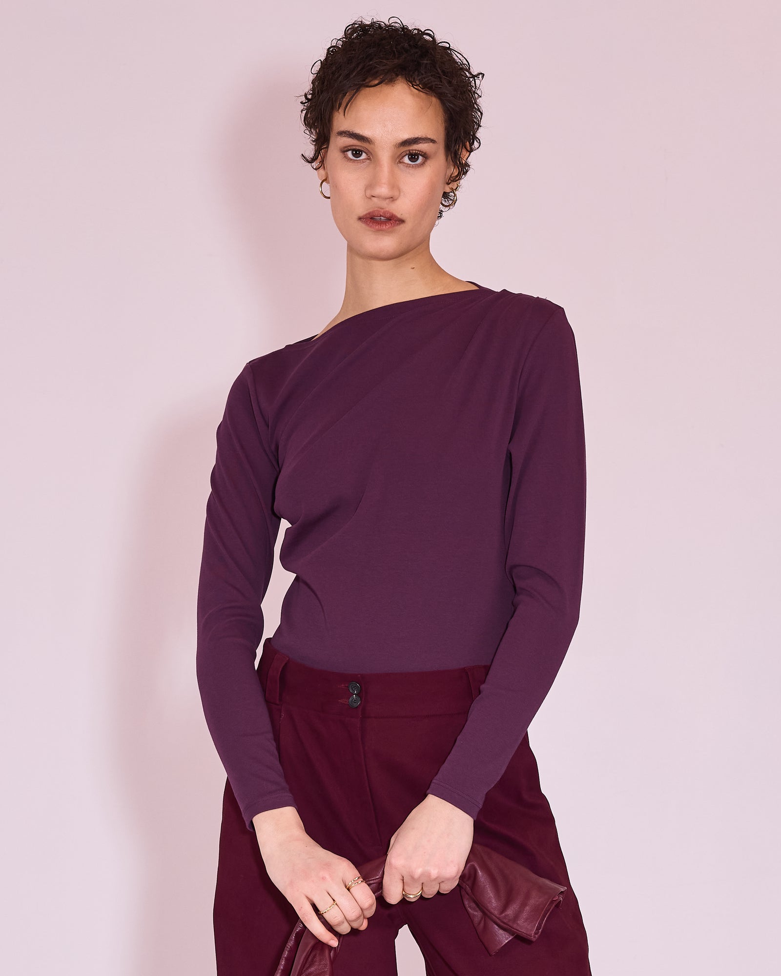 Elaine T-shirt in plum