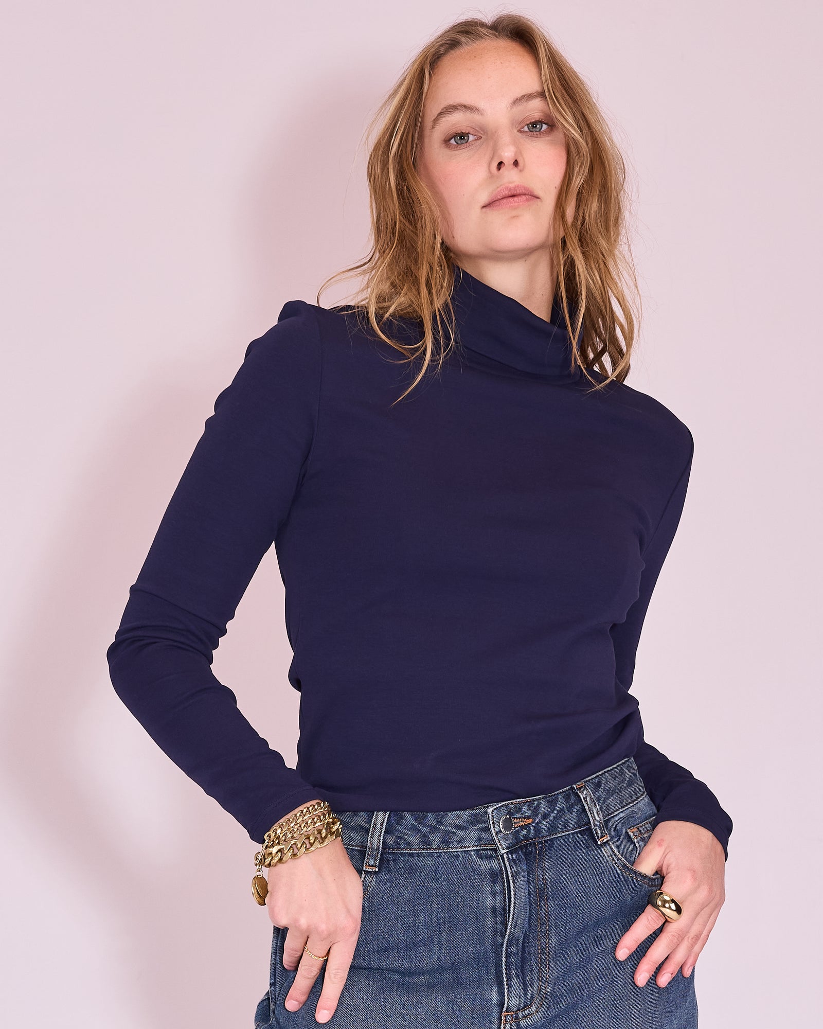 Gisely turtleneck T-shirt in midnight blue