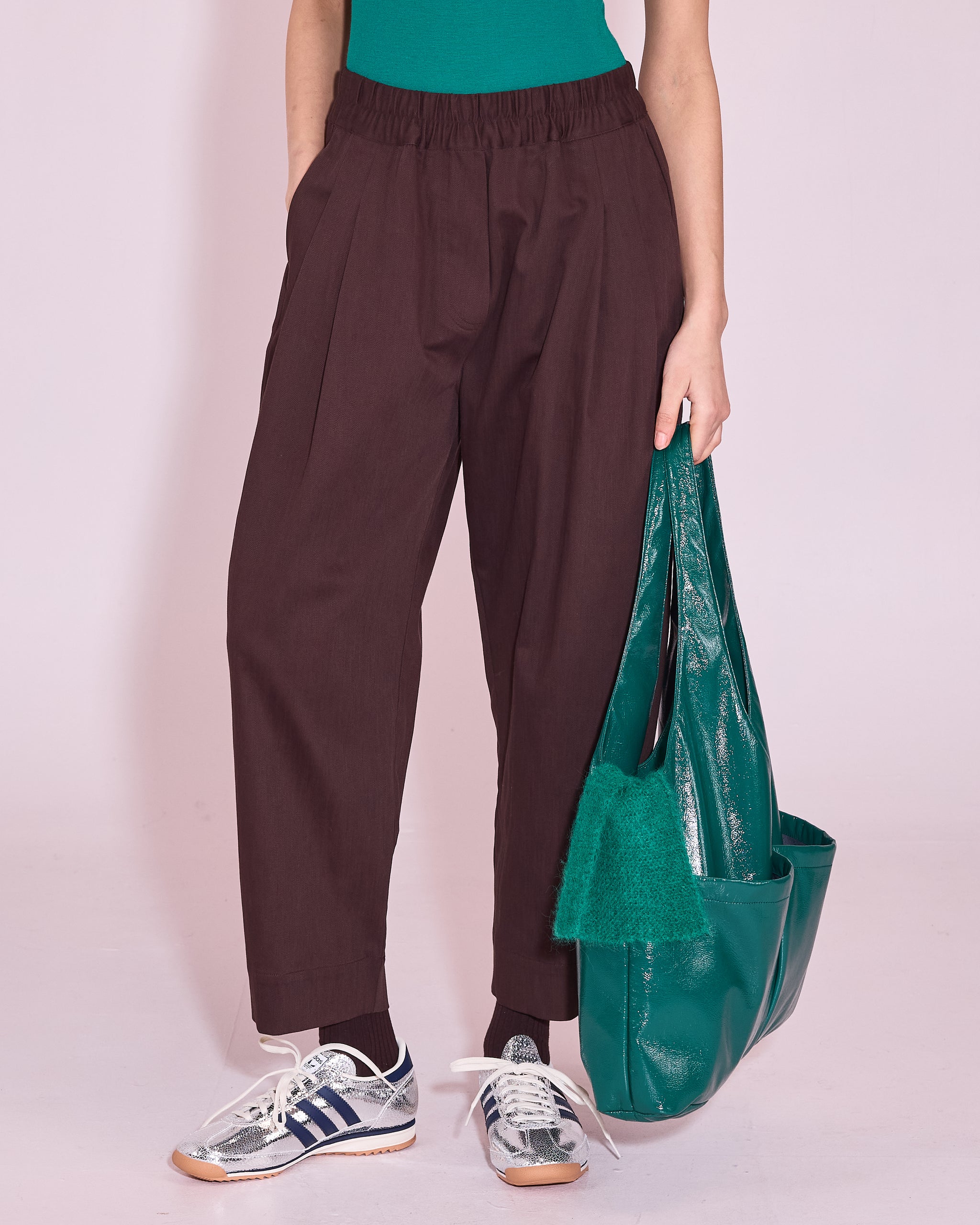 Jac handtas in evergreen faux leather