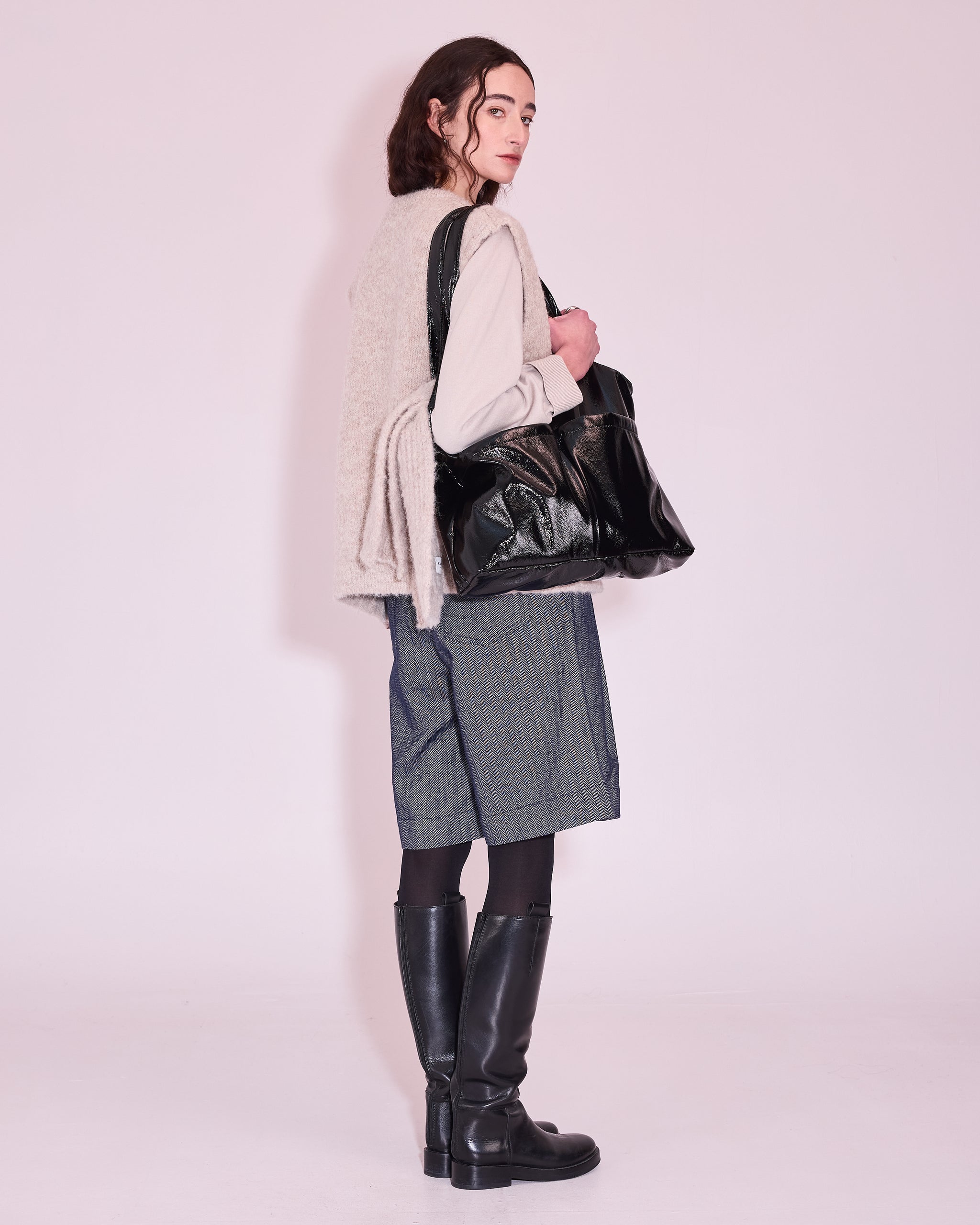 Jac handtas in black faux leather