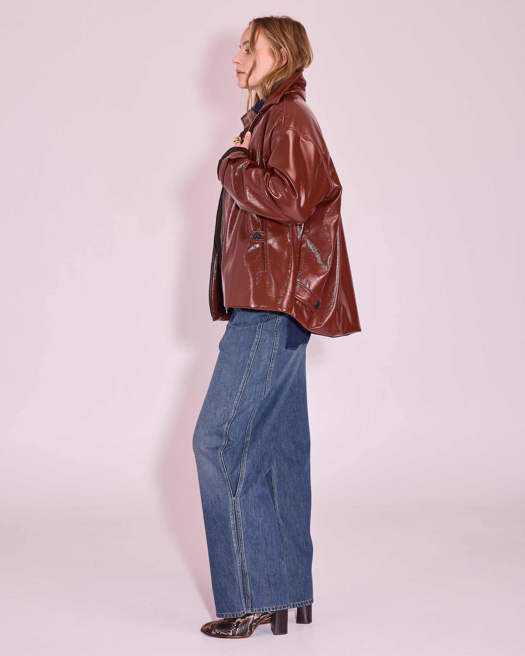 Jan jacket in maroon faux leather