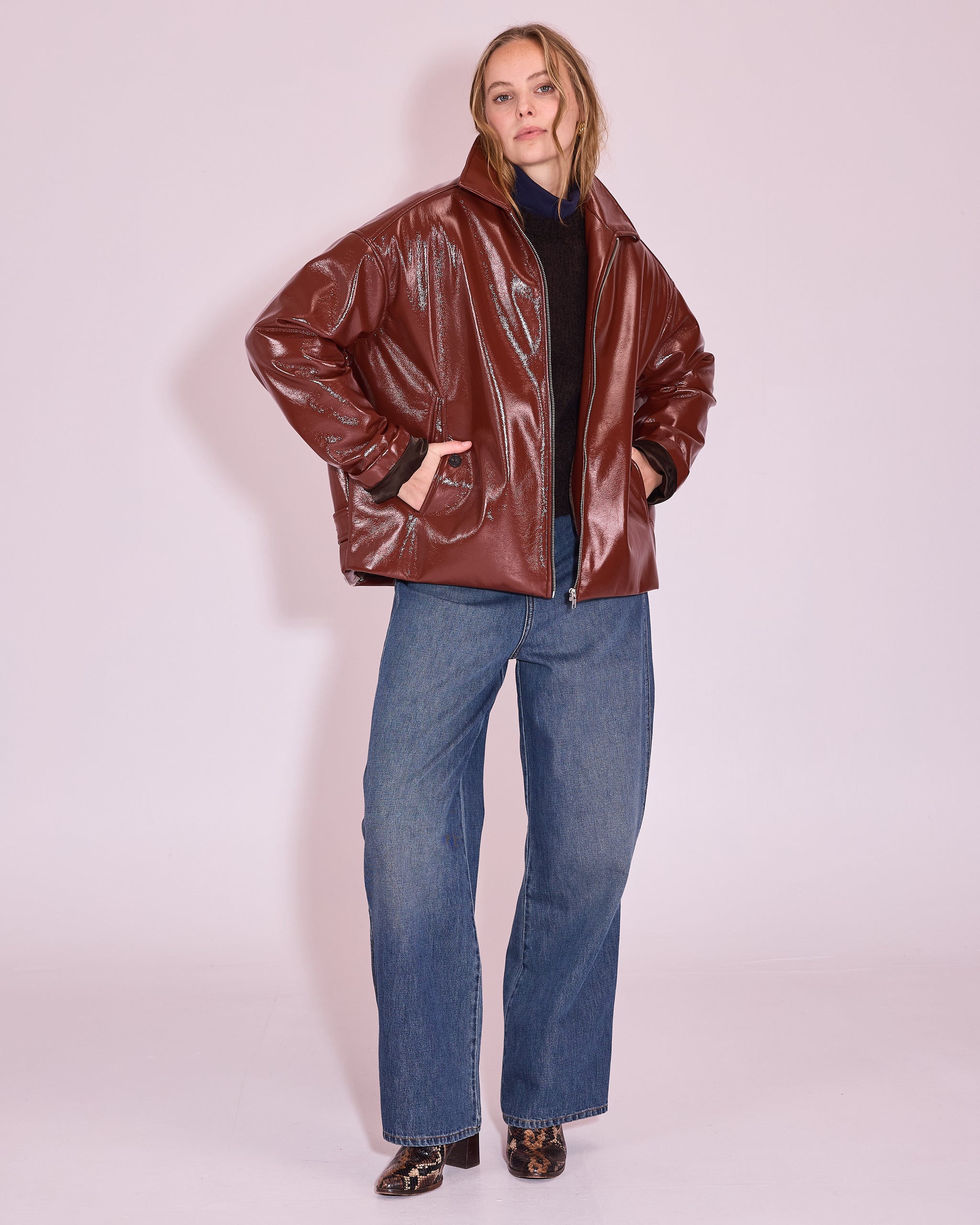 Jan jacket in maroon faux leather