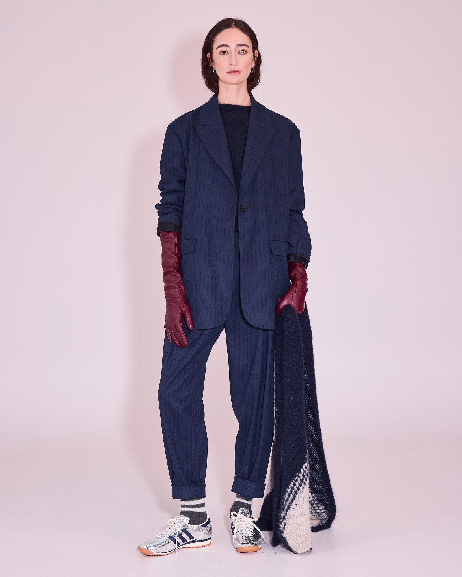 NVW26J005-J2100-501-WB.jpg