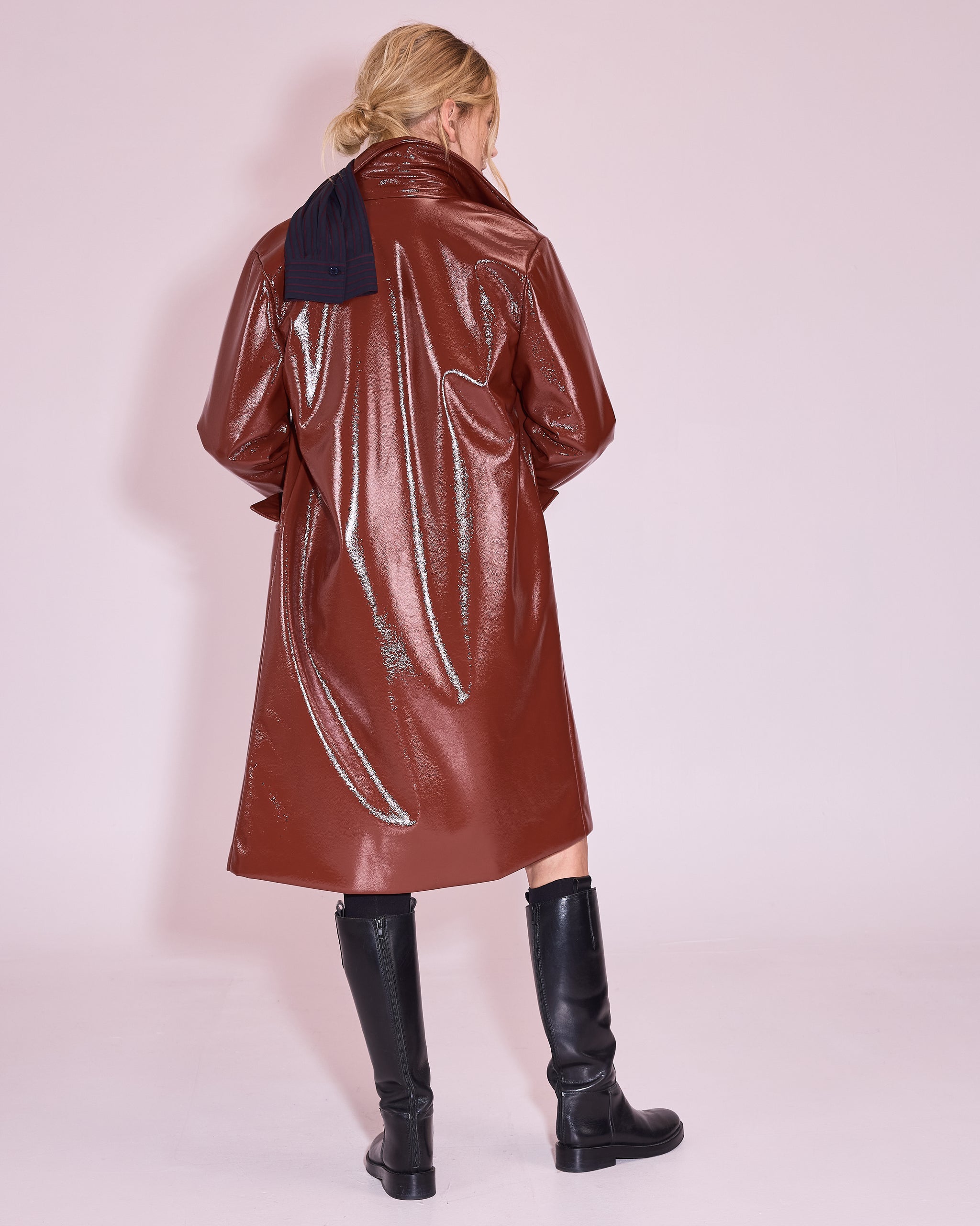 Gianni coat in maroon faux leather