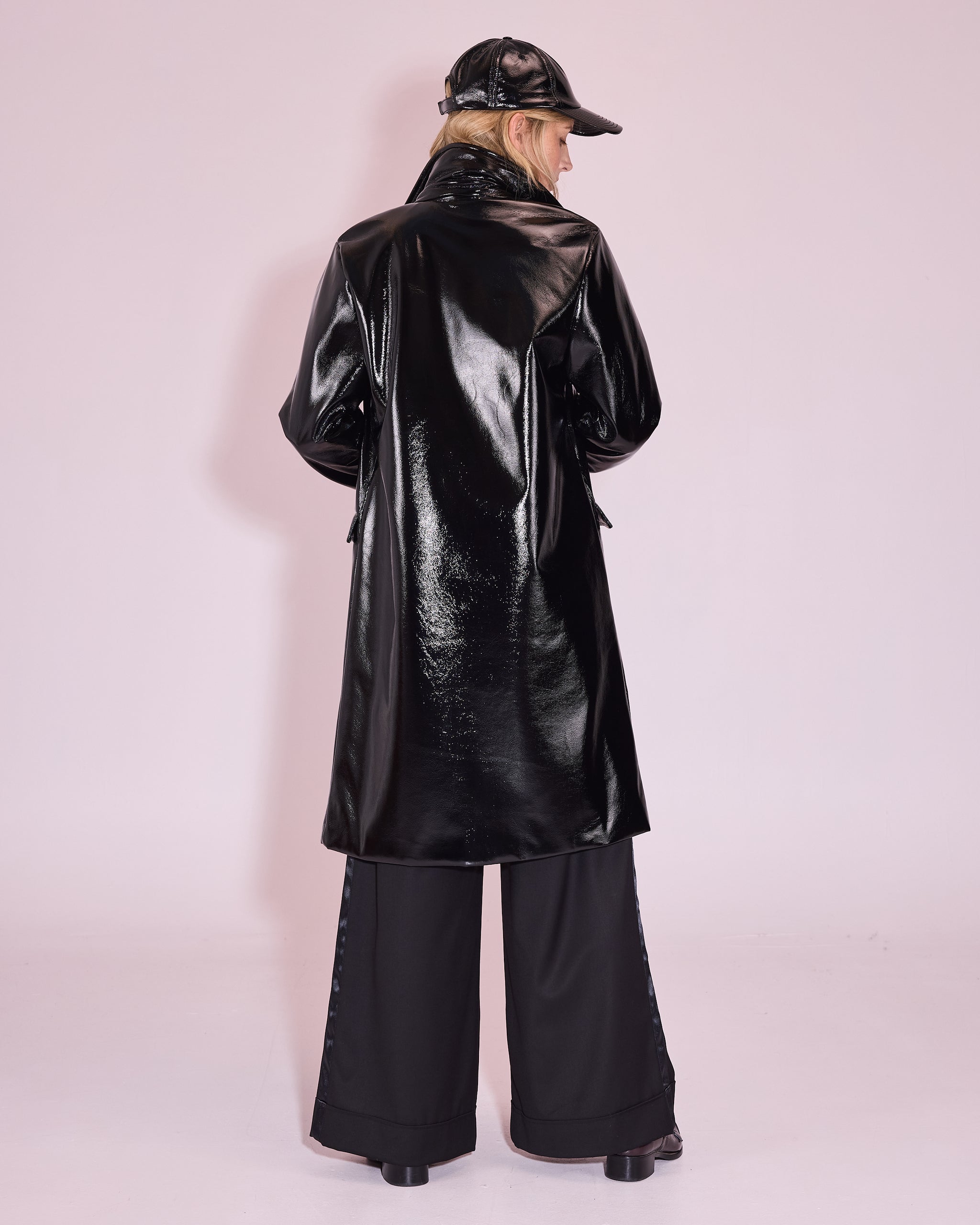 Gianni jas in black faux leather