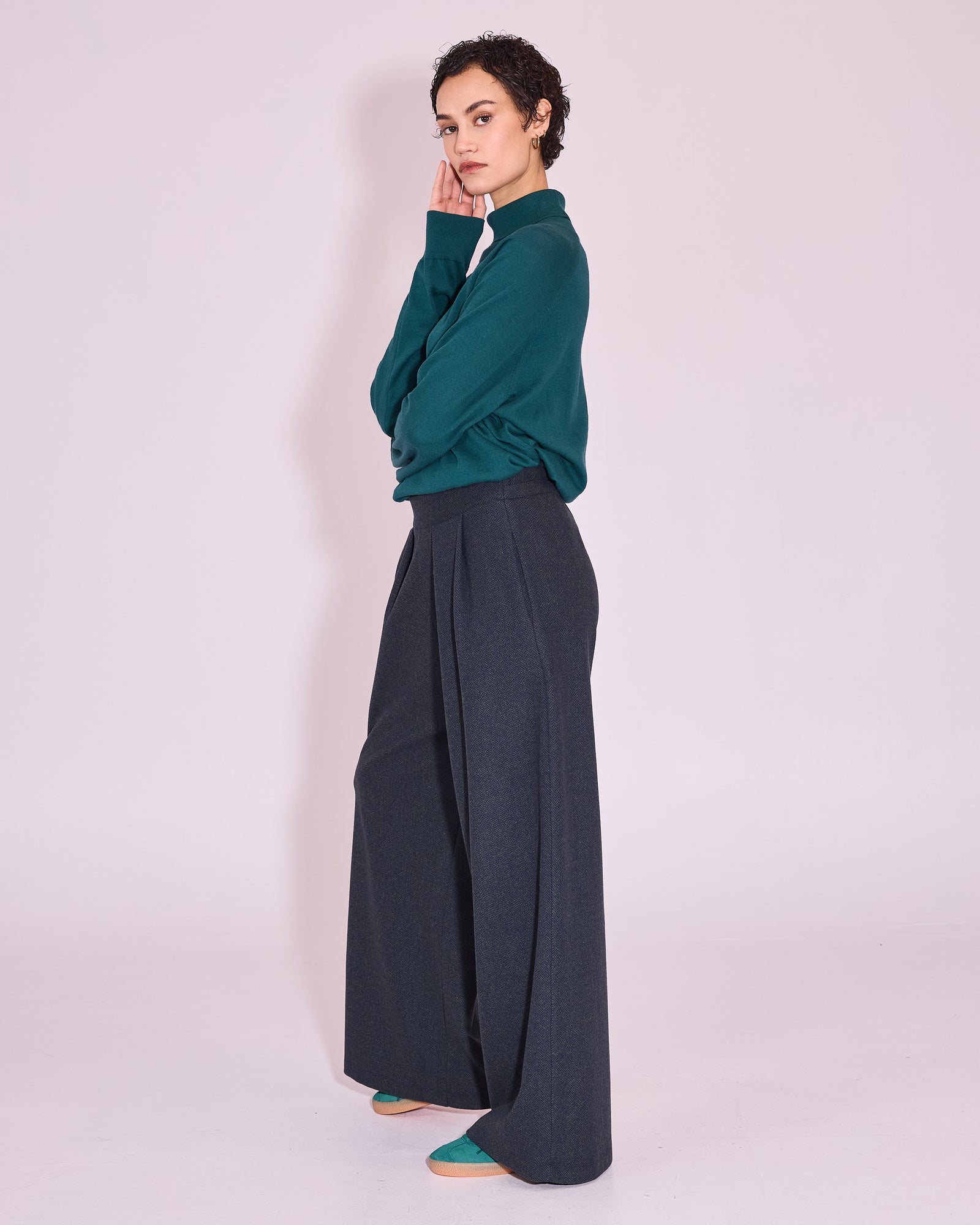 NVW26K015X-J7000-675-WB.jpg