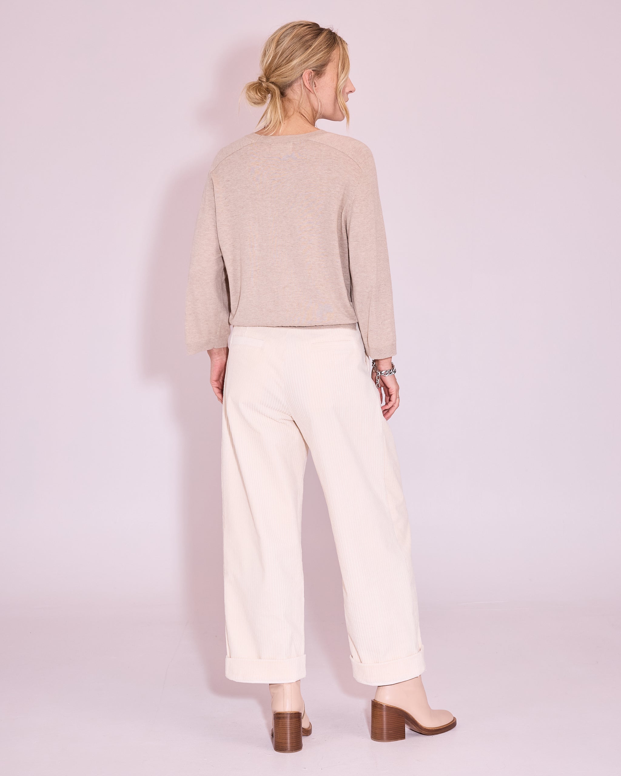 Jadara knitted sweater in sand