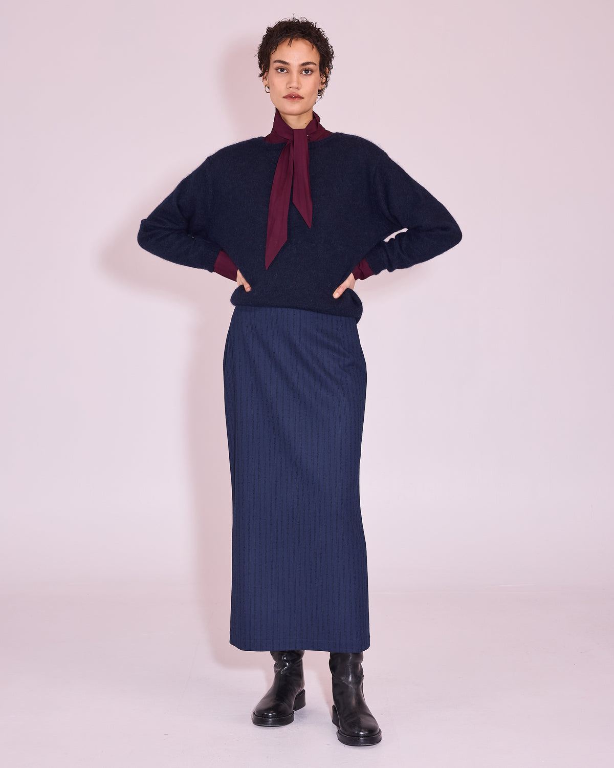 Jena knitted sweater in midnight blue
