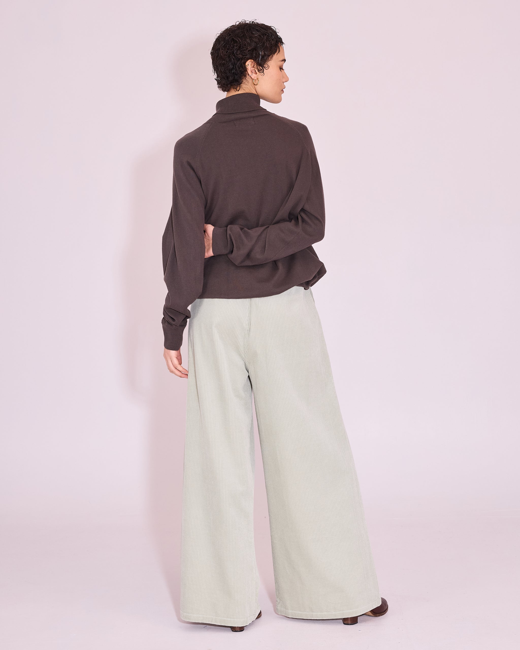 NVW26P023X-J2200-610-WD.jpg