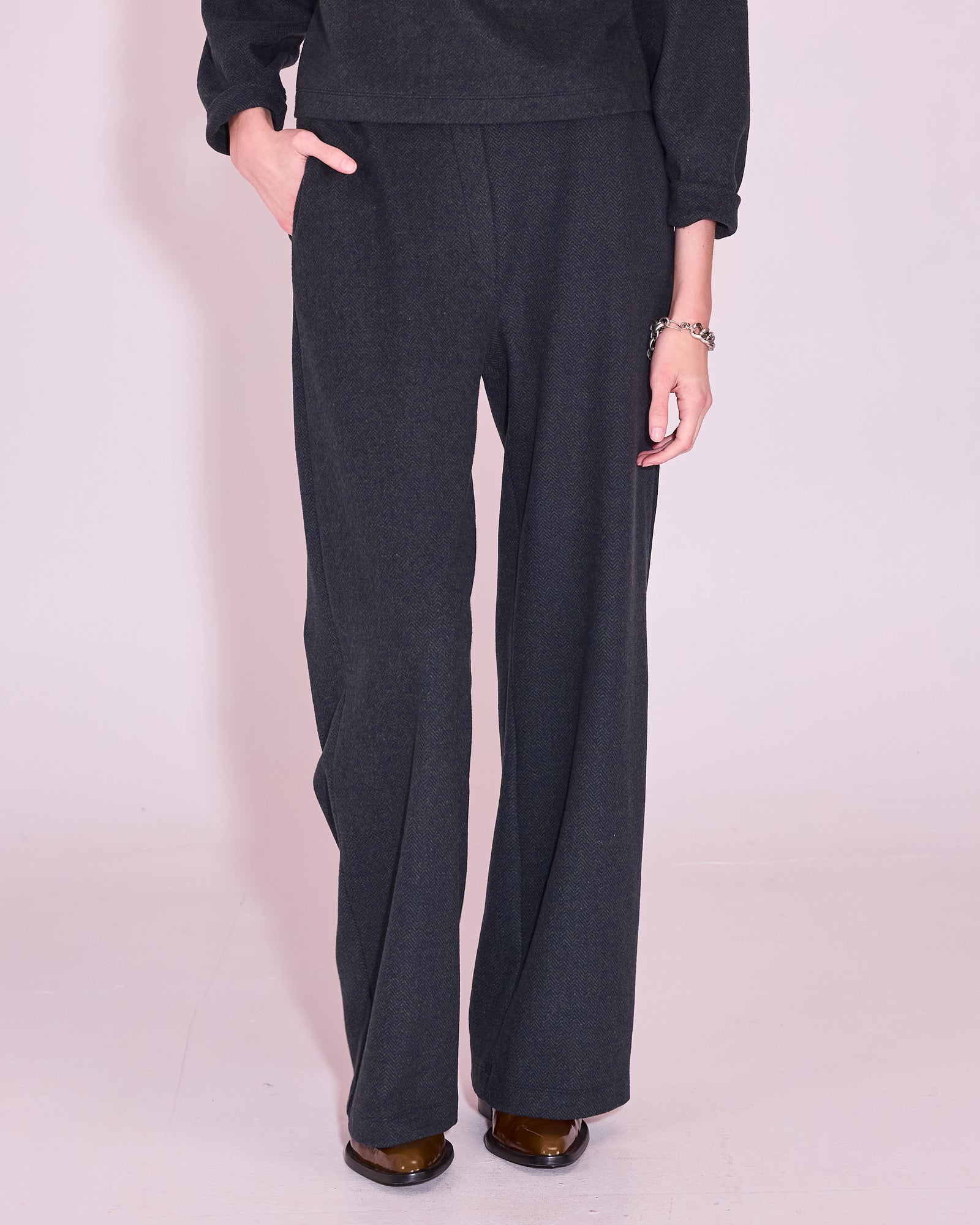 Gio broek in dark green herringbone