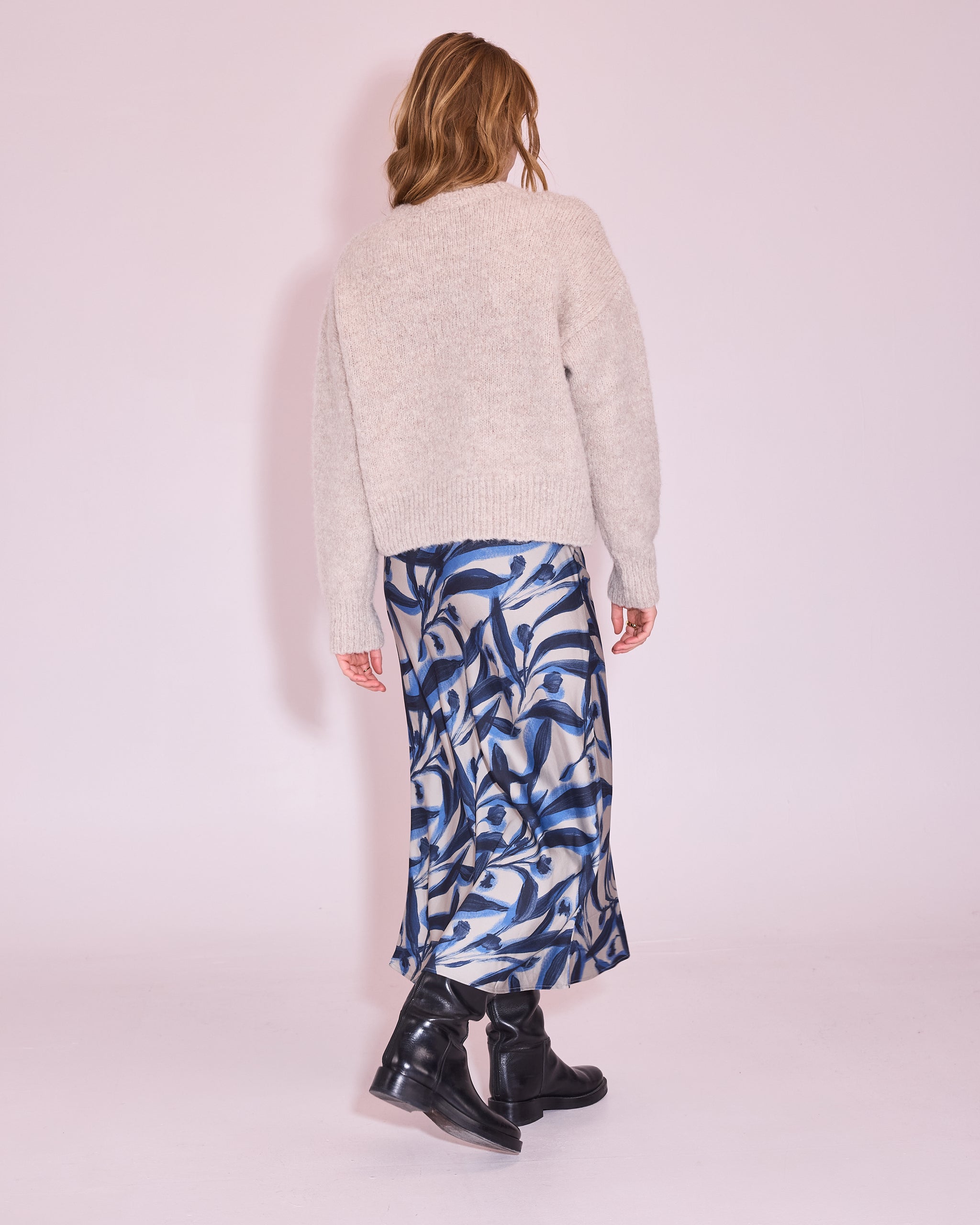 Hinda skirt in blue leaves