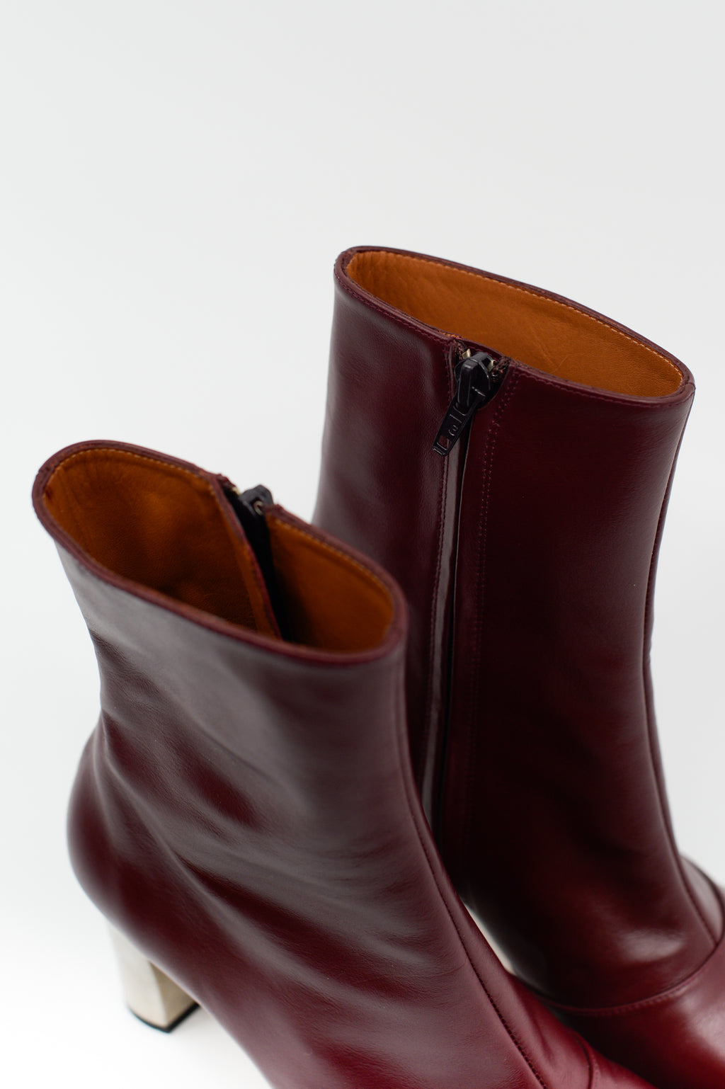 Eames burgundy ankle booth