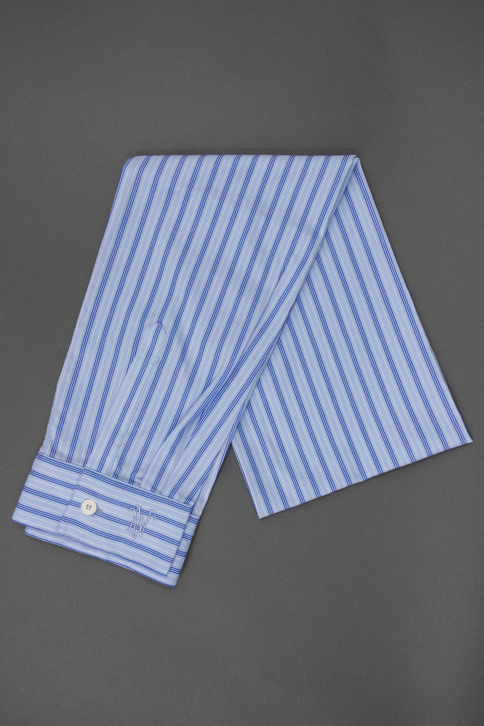 Ganna sjaaltje in blue vintage cotton stripes