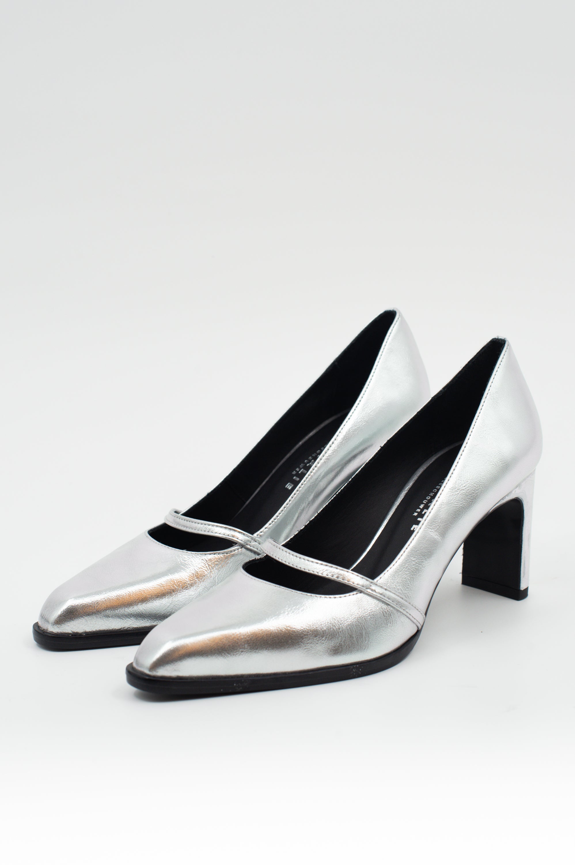 Silberner Pumps „Daggie“