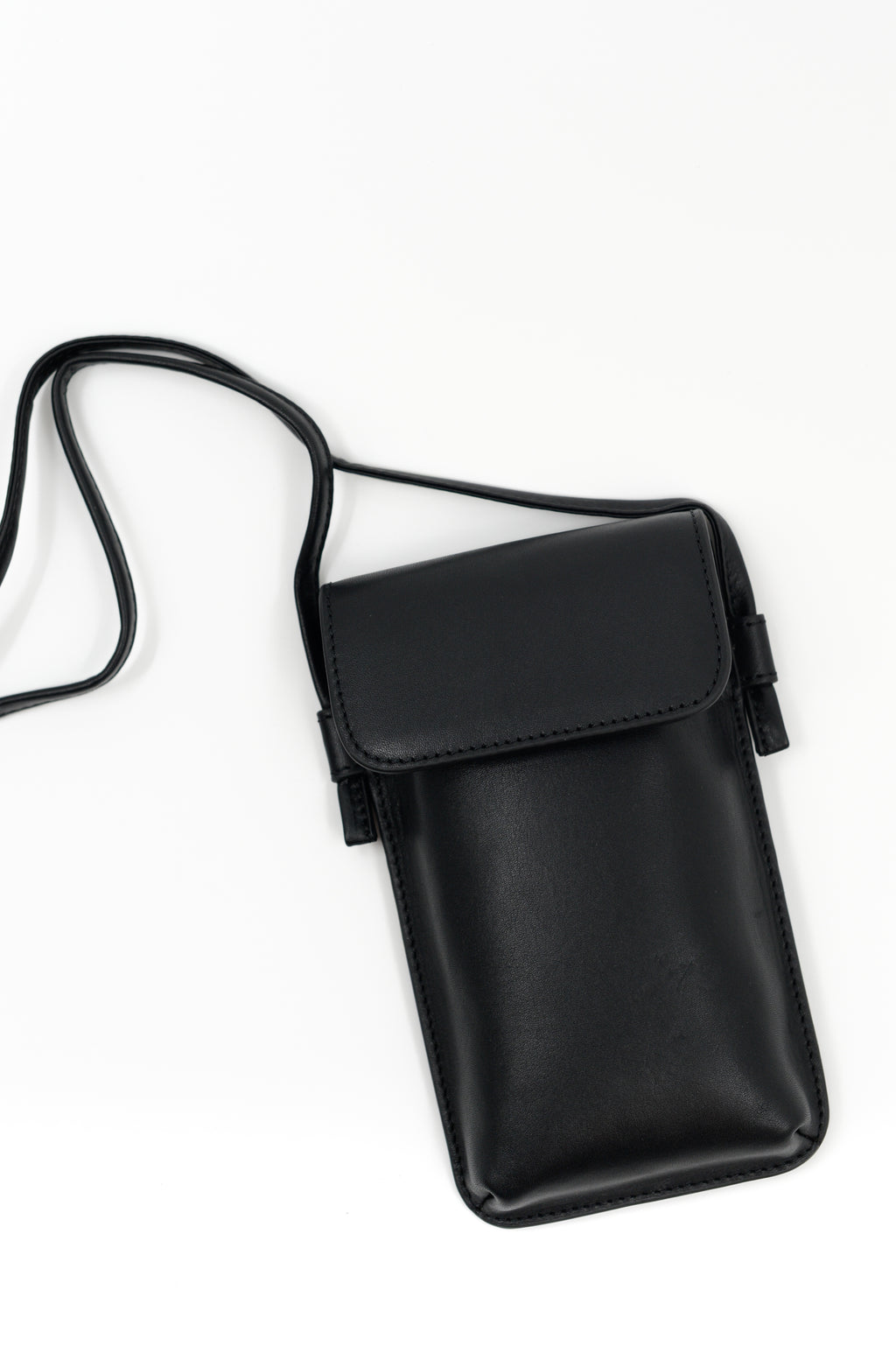 Smartphone bag in zwart nappaleer