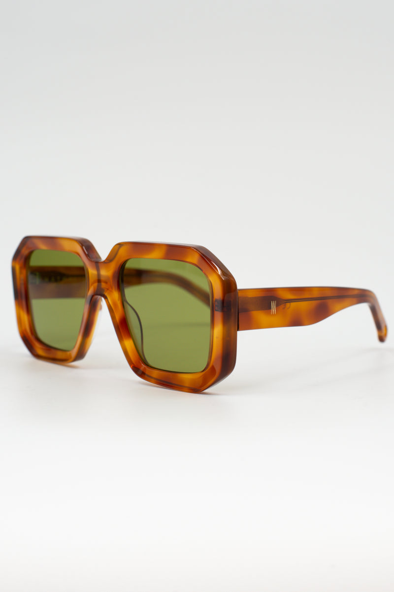 Onassis sunglasses in light tortoise /olive