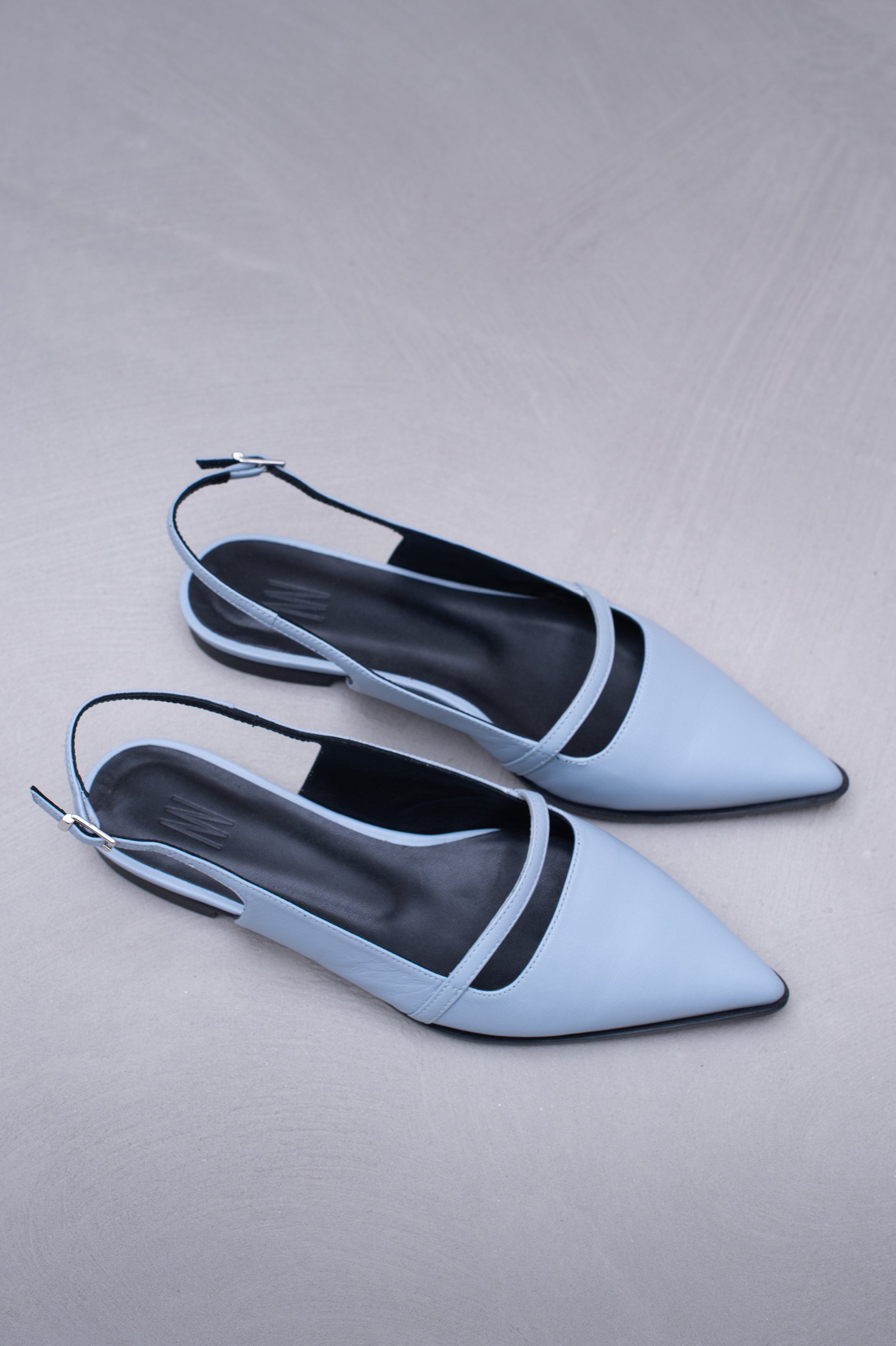 Dallie slingback in dusk blue