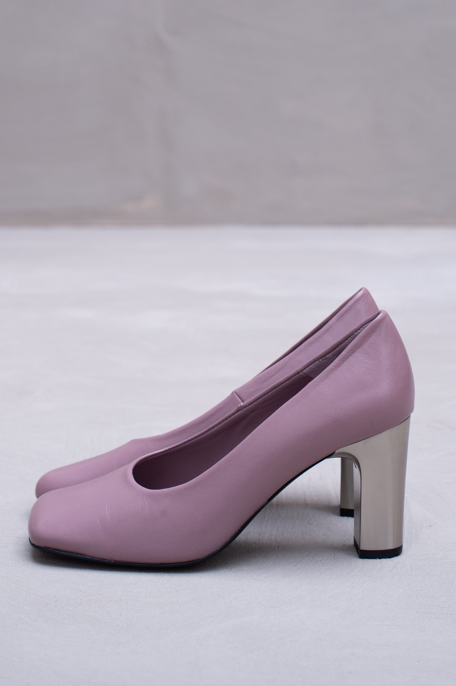 Flume pump in mauve