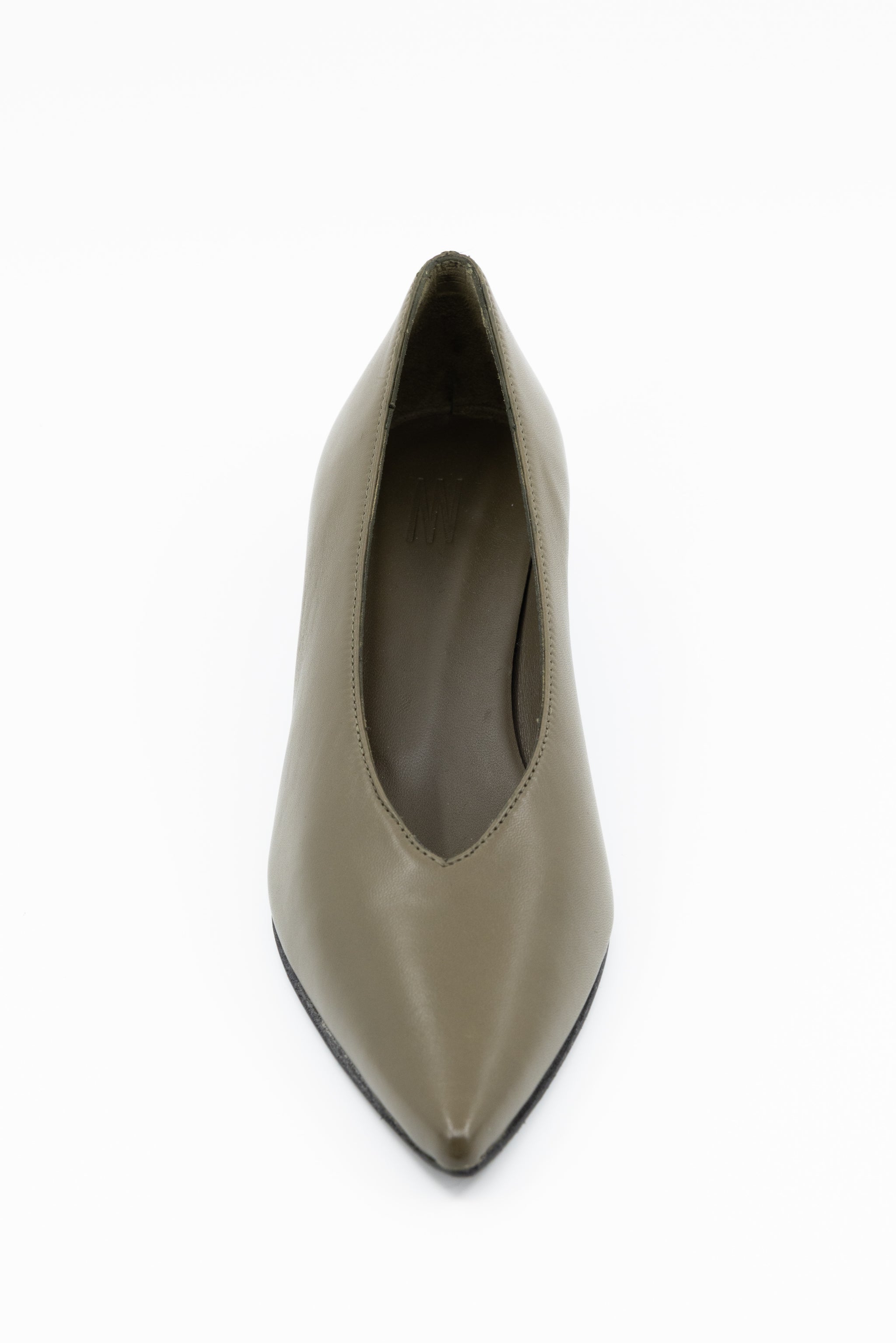 Heaven pump in olive