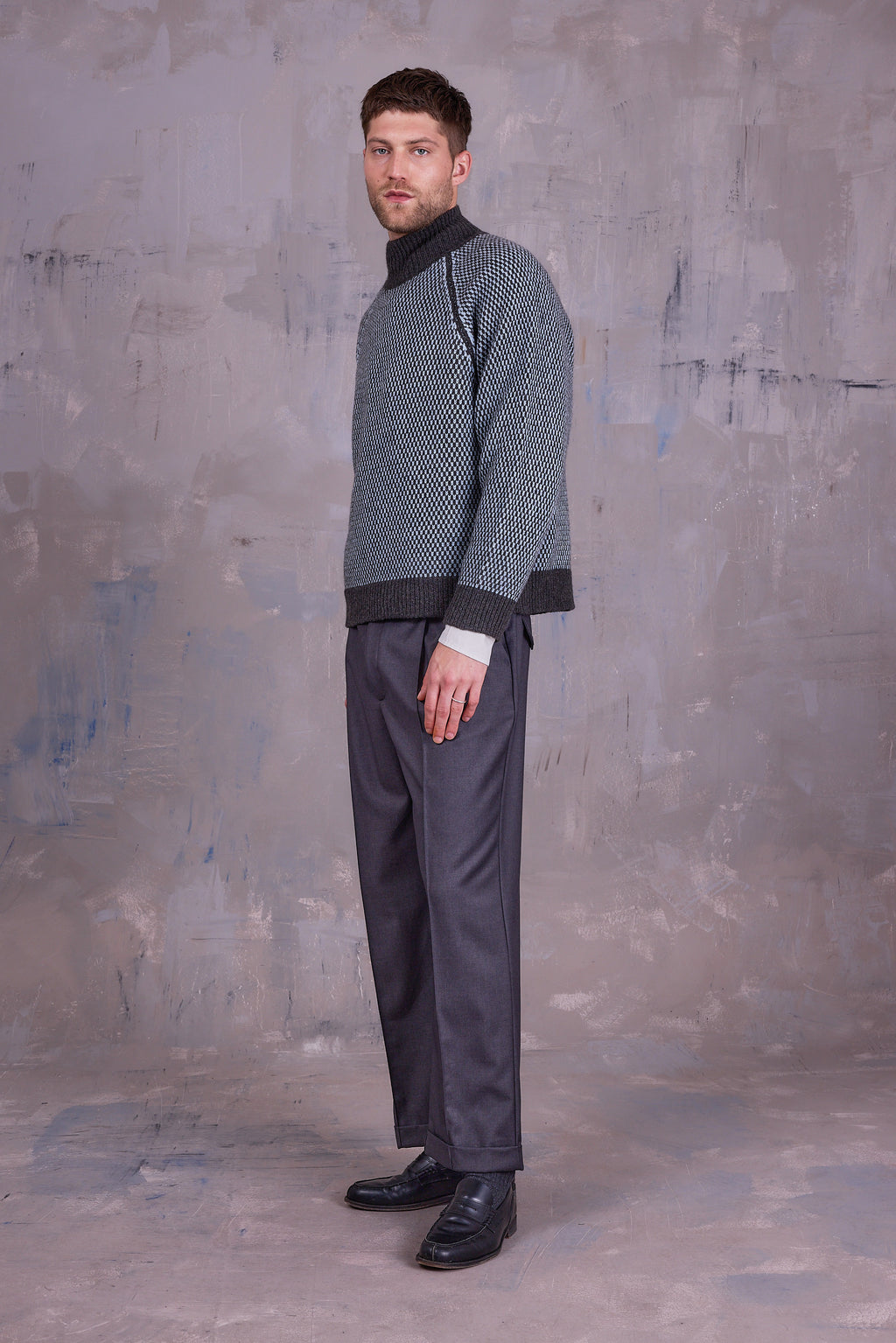 Grosio trui in grafiete Yak wol