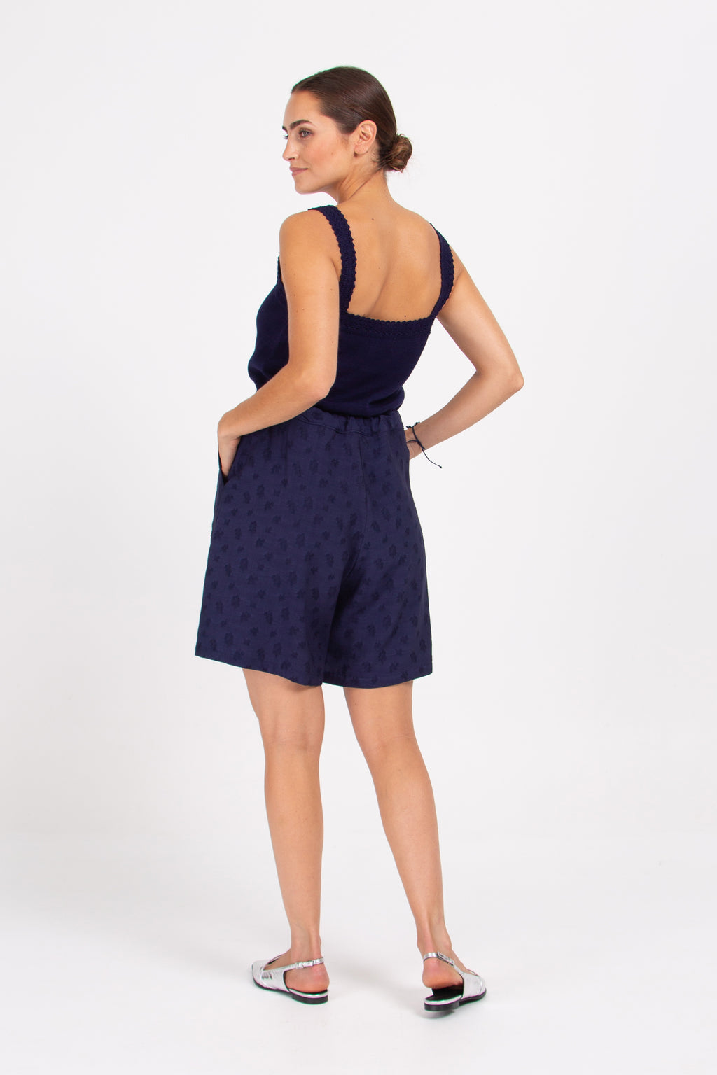 Diede shorts in blue woven berries
